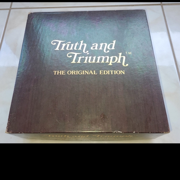 Truth And Triumph The Original Edition Board Game Vintage 1984 - Picture 6 of 6